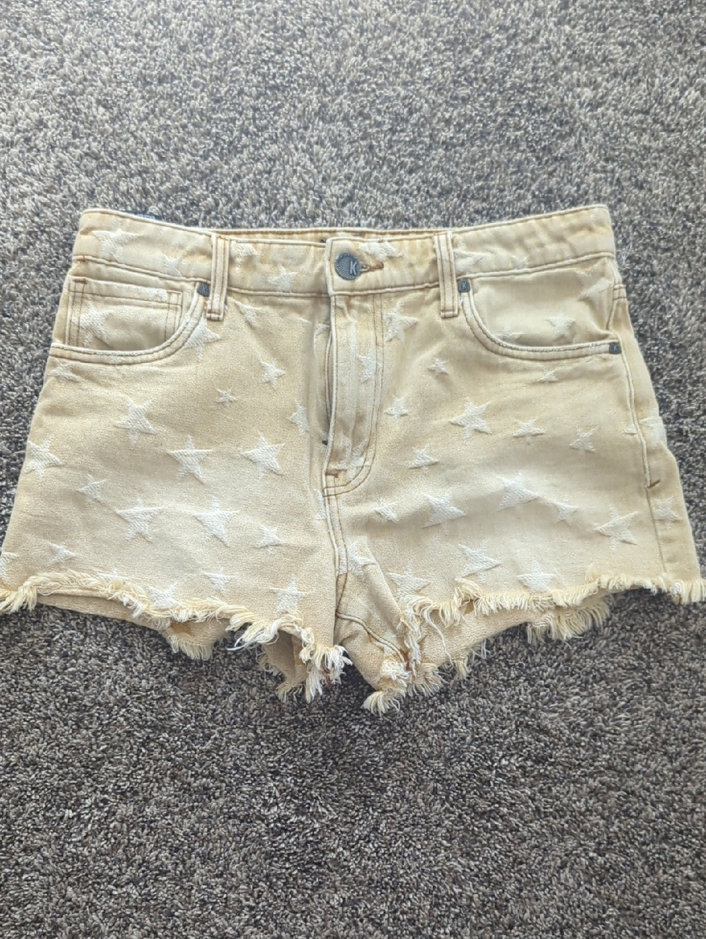 Kut from the Kloth Jane Pale Yellow Star-Pattern Denim Cutoffs